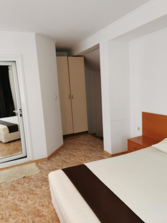 Jelezchevi Guest Rooms Primorsko Dış mekan fotoğraf
