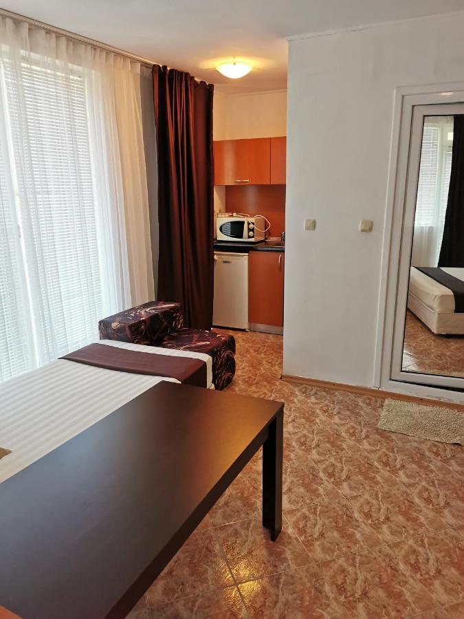 Jelezchevi Guest Rooms Primorsko Dış mekan fotoğraf
