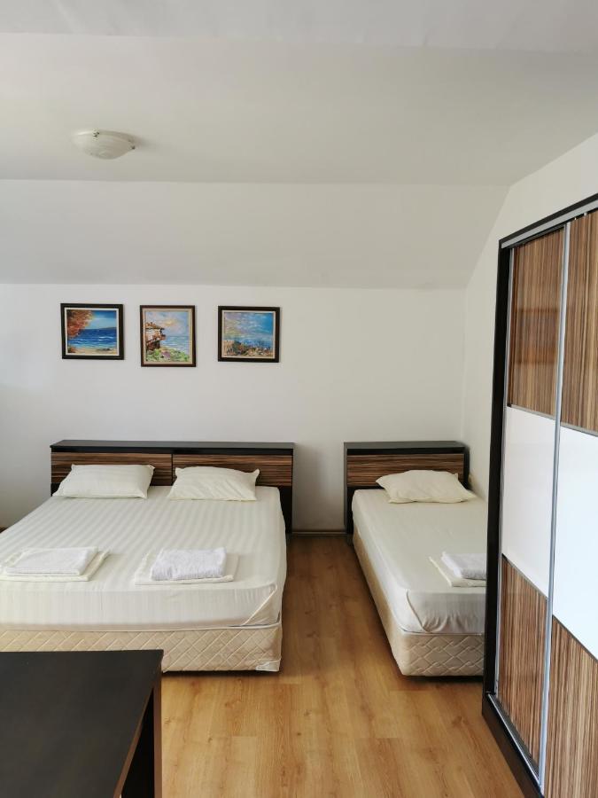Jelezchevi Guest Rooms Primorsko Dış mekan fotoğraf
