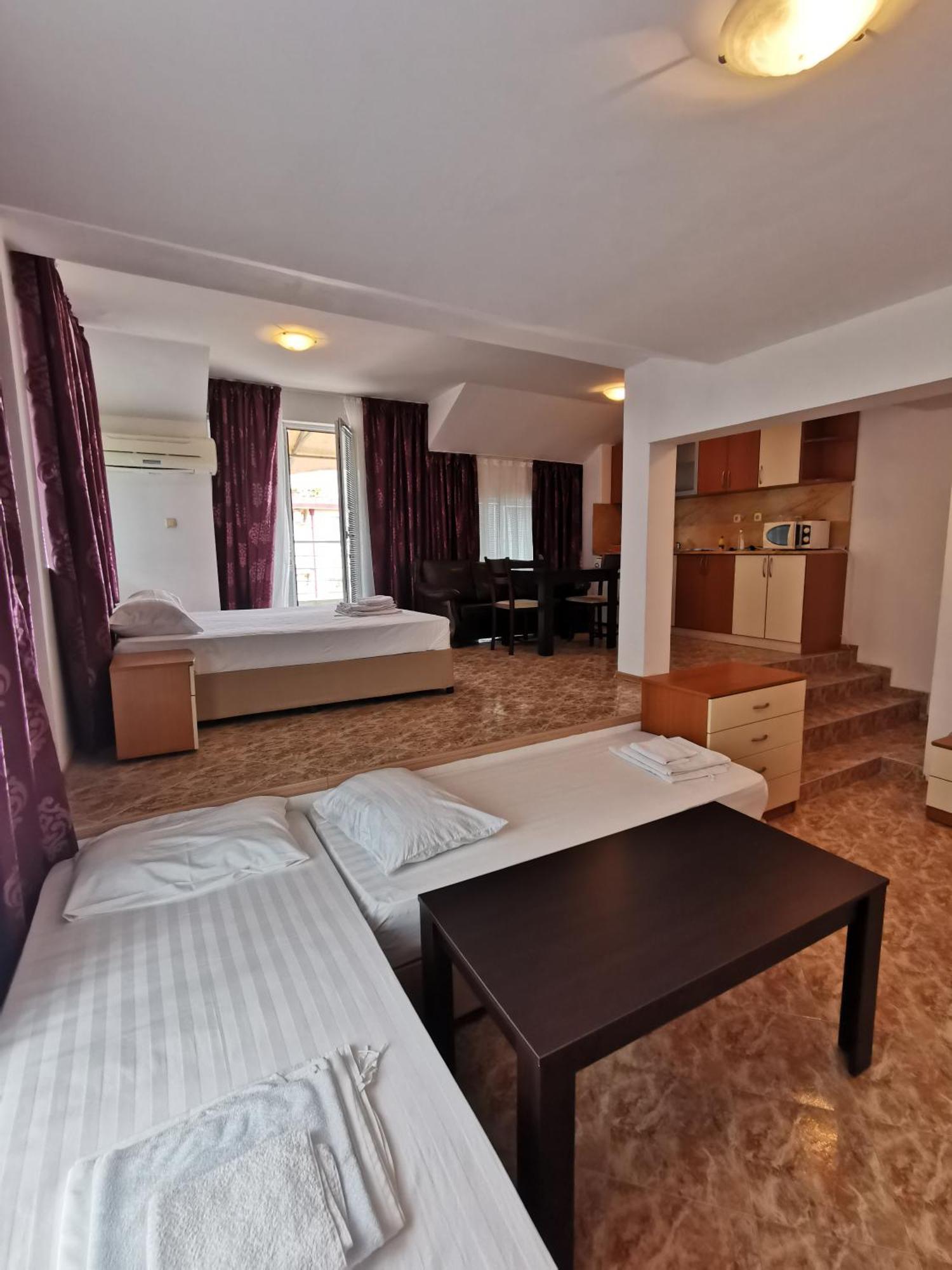 Jelezchevi Guest Rooms Primorsko Dış mekan fotoğraf