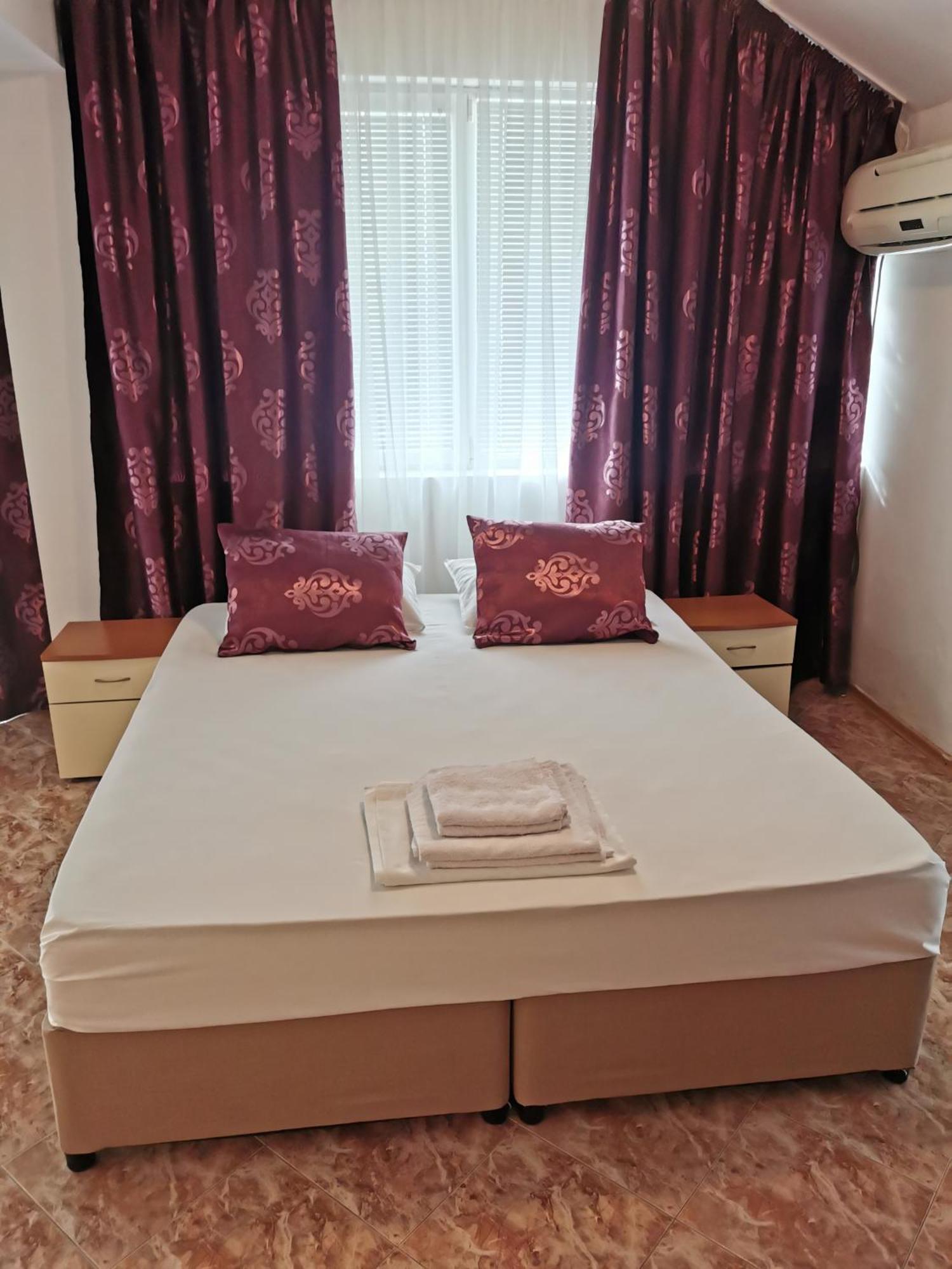 Jelezchevi Guest Rooms Primorsko Dış mekan fotoğraf